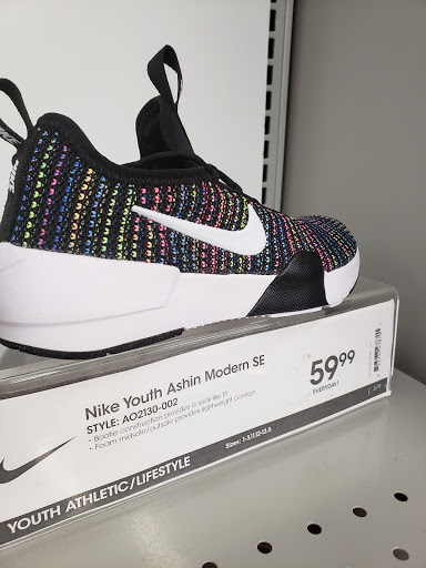 Sporting Goods Store «Academy Sports + Outdoors», reviews and photos, 237 Park Terrace Dr, Columbia, SC 29212, USA