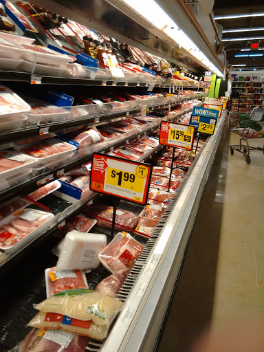 Grocery Store «Giant Food Stores», reviews and photos, 50 Wynnewood Rd, Wynnewood, PA 19096, USA