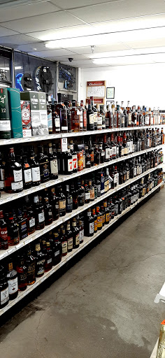 Wine Store «Grattidge Liquor Store», reviews and photos, 2069 SE 29th St, Topeka, KS 66605, USA