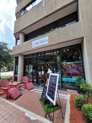 Miss Cocky, 621 Gadsden St, Columbia, SC 29201, USA, 