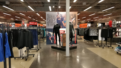 Shoe Store «Nike Factory Store», reviews and photos, 2692 Madison Rd, Cincinnati, OH 45208, USA