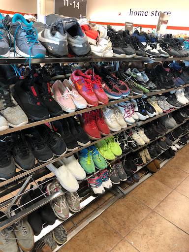 Non-Profit Organization «Goodwill - Downey», reviews and photos, 9125 Imperial Hwy, Downey, CA 90242, USA