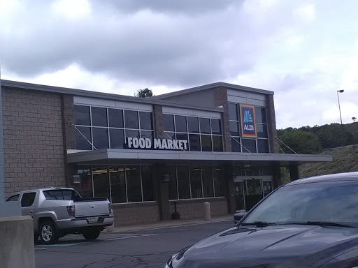 Supermarket «ALDI», reviews and photos, 239 Clairton Blvd, West Mifflin, PA 15236, USA