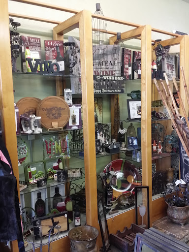 Florist «Village Flowers & Gifts», reviews and photos, 527 W Lodi Ave, Lodi, CA 95242, USA