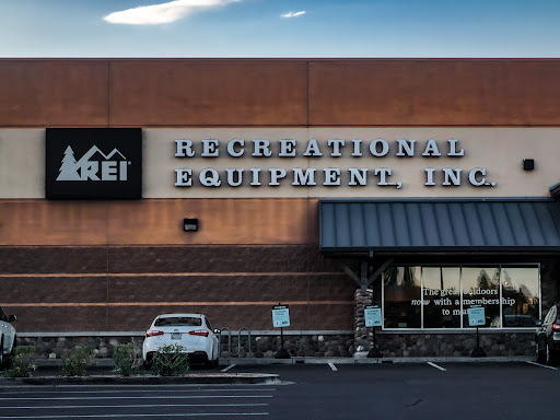 Camping Store «REI», reviews and photos, 12634 N Paradise Village Pkwy W, Phoenix, AZ 85032, USA