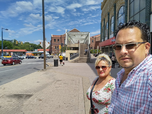 Clothing Store «H&M», reviews and photos, 2 S 69th St, Upper Darby, PA 19082, USA