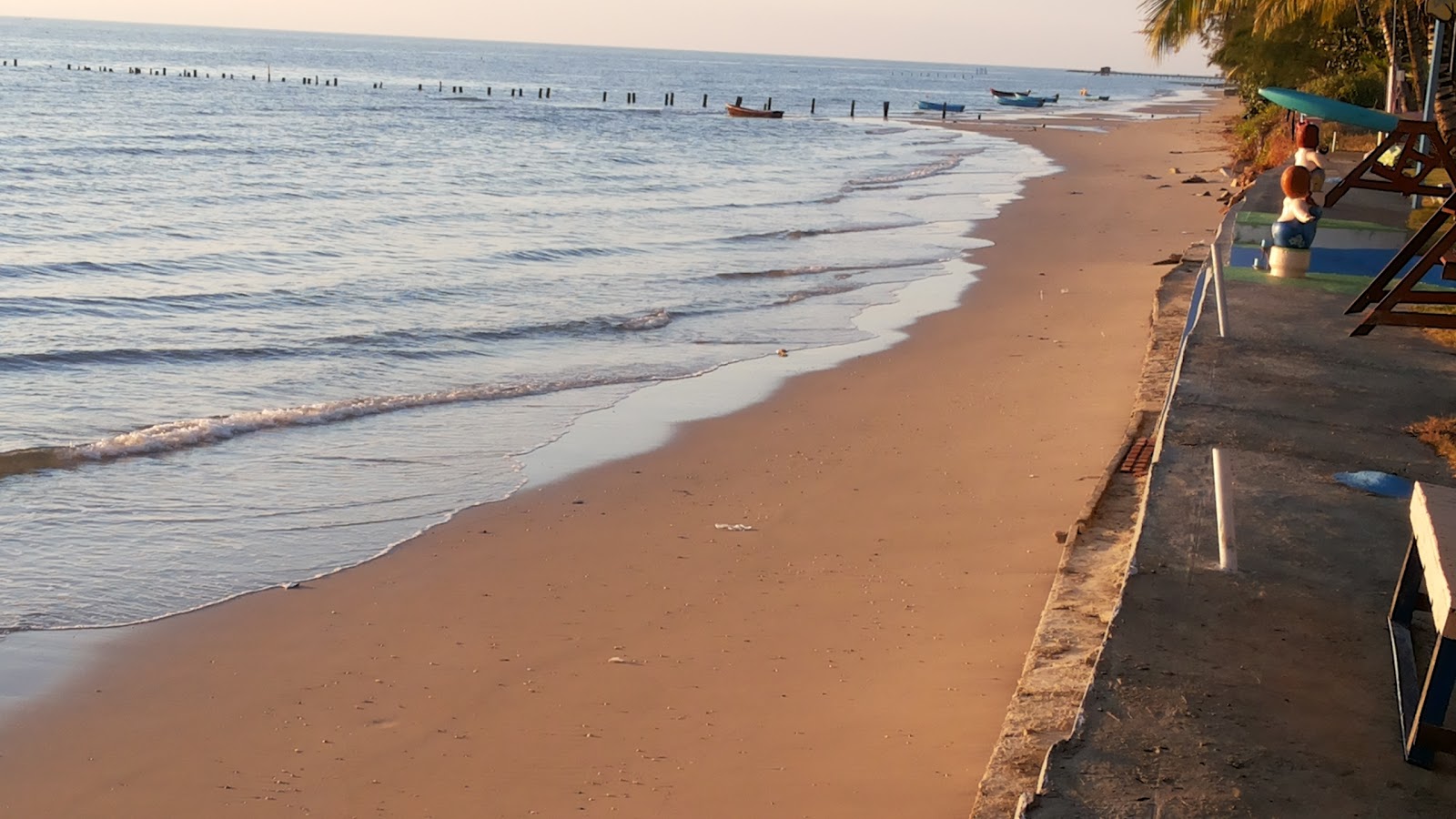 Zdjęcie Angel's Beach - popularne miejsce wśród znawców relaksu