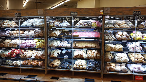 Grocery Store «Fiesta Mart Inc», reviews and photos, 275 NE 28th St, Ft Worth, TX 76106, USA