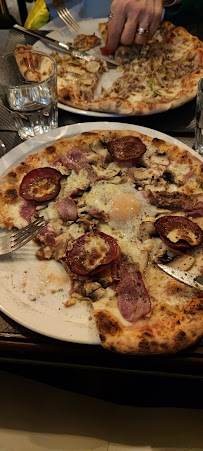 Pizza du Restaurant italien Le Caruso à Puteaux - n°9