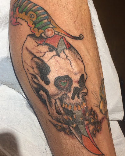 Tattoo Shop «Coastline Tattoo Studio - Provincetown», reviews and photos, 290A Commercial St, Provincetown, MA 02657, USA