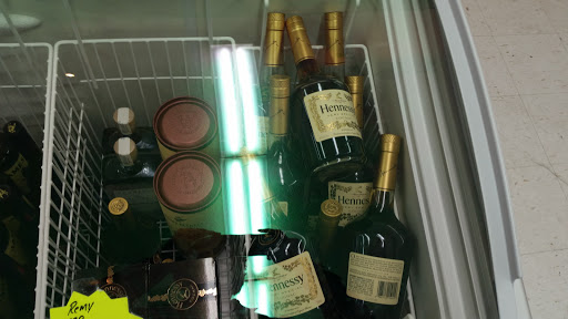 Wine Store «Liquor Maxx», reviews and photos, 8102 Kelley Dr, Stockton, CA 95209, USA