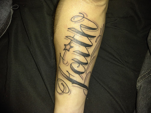 Tattoo Shop «Aces High Tattoo Lake Worth», reviews and photos, 407 S Dixie Hwy, Lake Worth, FL 33460, USA