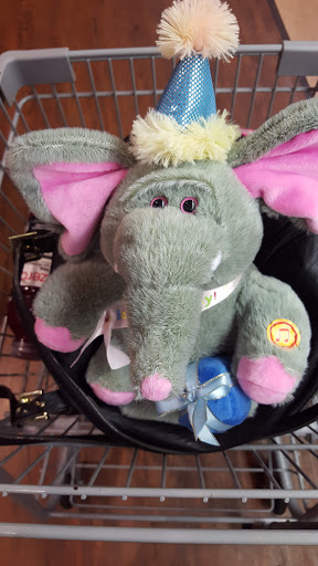 Grocery Store «Wynn’s Market», reviews and photos, 141 9th St N, Naples, FL 34102, USA