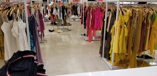 Clothing Store «Forever 21», reviews and photos, 10306 Southside Blvd, Jacksonville, FL 32256, USA