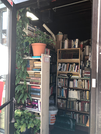 Used Book Store «West Side Books», reviews and photos, 3434 W 32nd Ave, Denver, CO 80211, USA