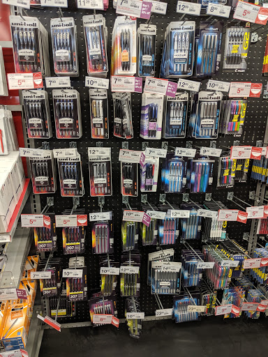 Office Supply Store «Staples», reviews and photos, 1915 E Victory Dr E, Savannah, GA 31404, USA