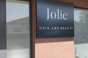 Jolie hair and beauty image