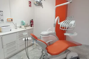 Clínica Dental MC y Centro Médico image