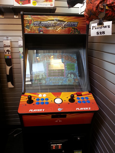 Music Store «Newbury Comics», reviews and photos, 859 Boston Providence Hwy, Norwood, MA 02062, USA