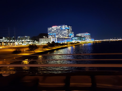 Business Center «State Farm Operations Bldg #2», reviews and photos