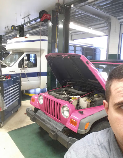 Auto Repair Shop «Christian Brothers Automotive North Dallas», reviews and photos, 11870 N Central Expy, Dallas, TX 75243, USA