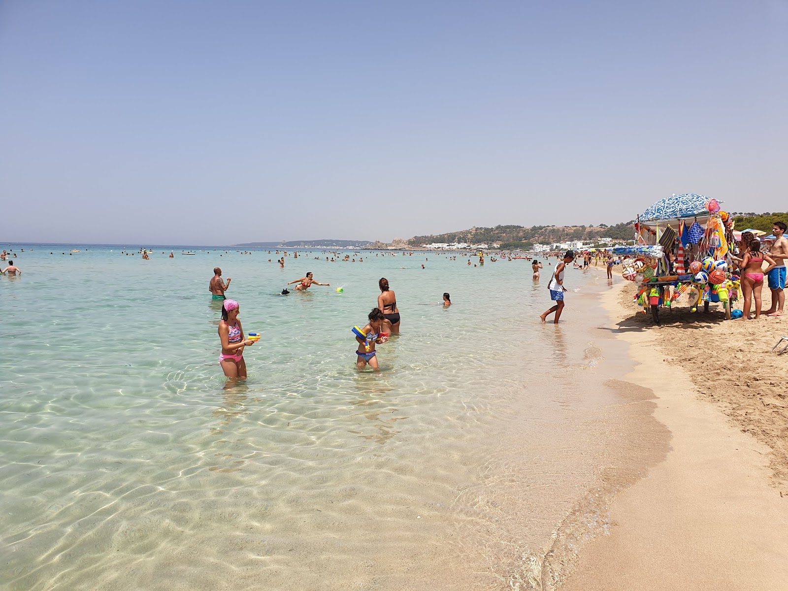Spiaggia Padula Bianca'in fotoğrafı - Çocuklu aile gezginleri için önerilir
