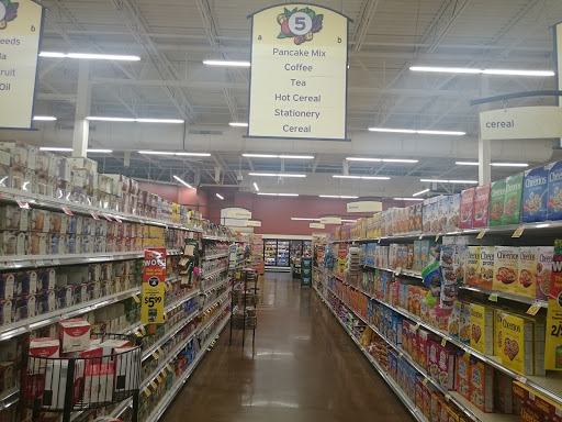 Grocery Store «Hannaford Supermarket», reviews and photos, 777 Rogers St, Lowell, MA 01852, USA