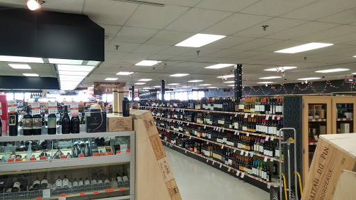 Liquor Store «Applejack Wine & Spirits», reviews and photos, 3320 Youngfield St, Wheat Ridge, CO 80033, USA