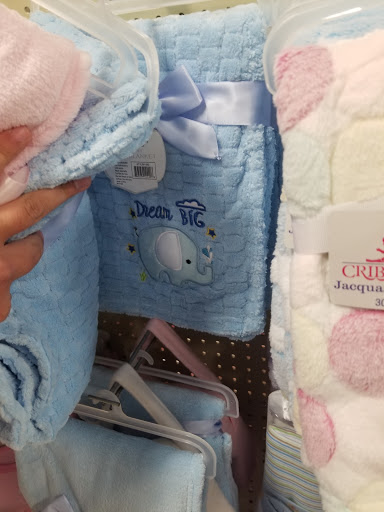 Discount Store «Roses», reviews and photos, 501 Adams Ave, Philadelphia, PA 19120, USA