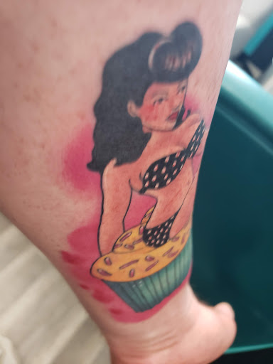 Tattoo Shop «Merritt Tattoos», reviews and photos, 218 N Main St, London, KY 40741, USA