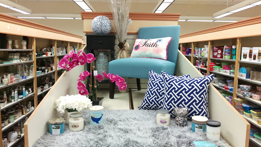 Clothing Store «Burlington Coat Factory», reviews and photos, 3702 E Hammer Ln, Stockton, CA 95212, USA