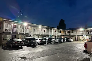 Royal Victorian Motel image