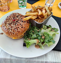 Hamburger du Restaurant Jules et Julie à Saint-Georges-d'Oléron - n°5