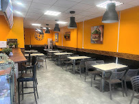 Atmosphère du Le Resto - Kebab, Pizzeria, Halal à Caen - n°5