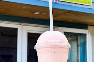 Tisberry Cafe: Frozen Yogurt, Smoothies and Superfood Bowls image