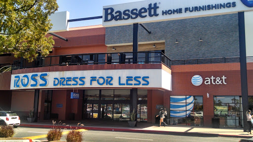 Shopping Mall «La Jolla Village Square», reviews and photos, 8657 Villa La Jolla Dr, La Jolla, CA 92037, USA