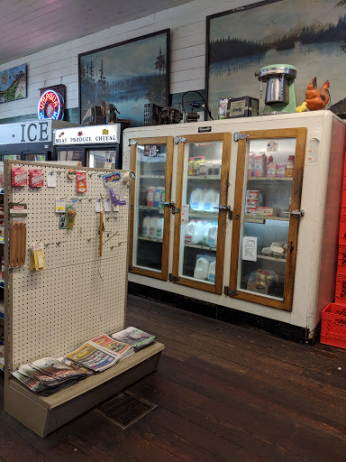 Convenience Store «Blodgett Country Store», reviews and photos, 21412 US-20, Blodgett, OR 97326, USA