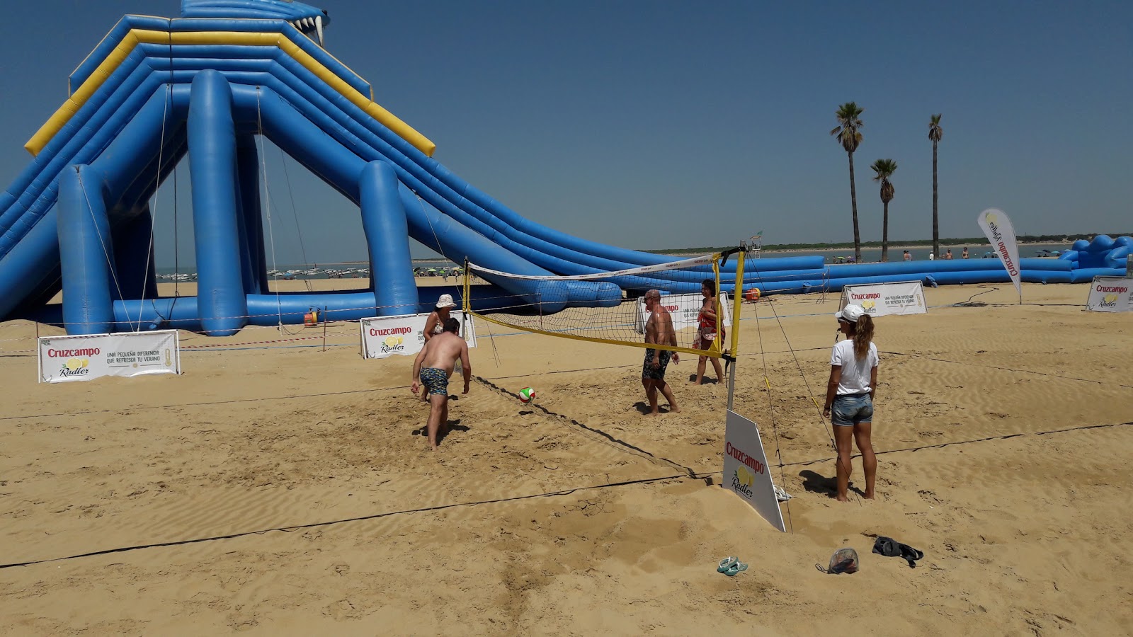 Photo de Playa de las Piletas - endroit populaire parmi les connaisseurs de la détente