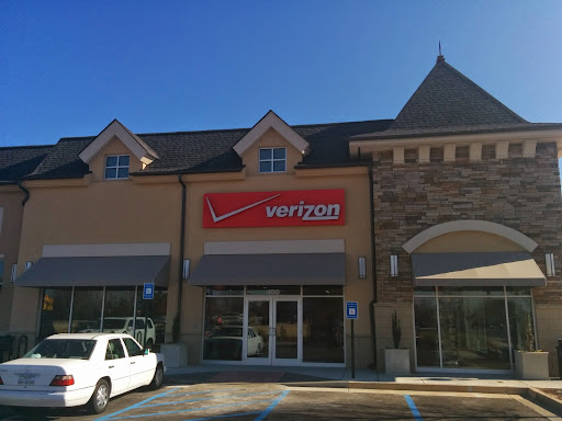Cell Phone Store «Verizon», reviews and photos, 5150 Peachtree Pkwy Ste 400, Peachtree Corners, GA 30092, USA