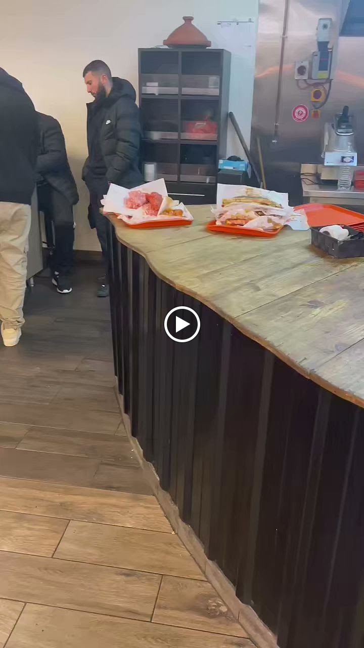 Photo n° 2 de l'avis de Turkish.r fait le 19/11/2023 à 07:11