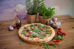 Slice of Heaven - Nocna Pizzeria - Pizza Wrocław Śródmieście image