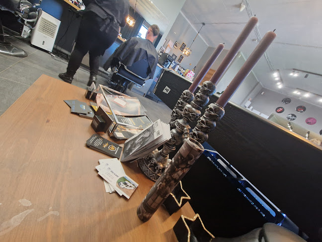 Barber shop The man’s world - Salon fryzjerski