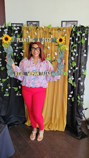 Gift Shop «Absolutely Anything Essential Gift Shop», reviews and photos, 3521 S King Dr, Chicago, IL 60653, USA