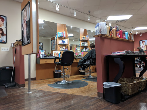 Shopping Mall «Miracle Mile Shopping Center», reviews and photos, Minnesota 100, St Louis Park, MN 55416, USA