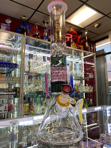 Tobacco Shop «J & J Tobacco», reviews and photos, 3273 Berlin Turnpike, Newington, CT 06111, USA