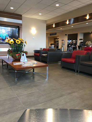 Toyota Dealer «Luther Brookdale Toyota», reviews and photos, 6700 Brooklyn Blvd, Brooklyn Center, MN 55429, USA