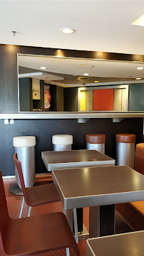 Atmosphère du Restaurant servant le petit-déjeuner McDonald's Nice Lingostière - n°17