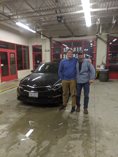 Kia Dealer «Ourisman Kia», reviews and photos, 4105 Auto Park Cir, Chantilly, VA 20151, USA