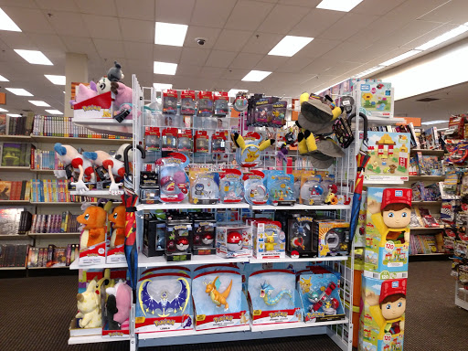 Used Book Store «2nd & Charles», reviews and photos, 3525 Ross Clark Cir #300, Dothan, AL 36303, USA