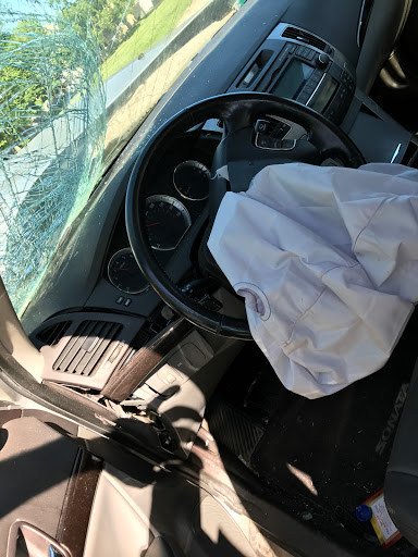 Auto Body Shop «ABRA Auto Body & Glass», reviews and photos, 5975 S Packard Ave, Cudahy, WI 53110, USA